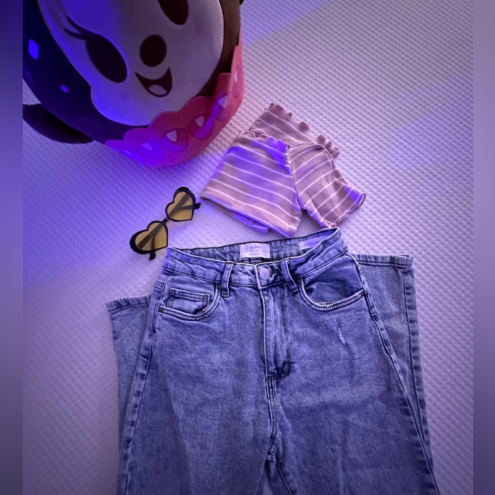HIGH WAIST LIGHT BLUE JEANS